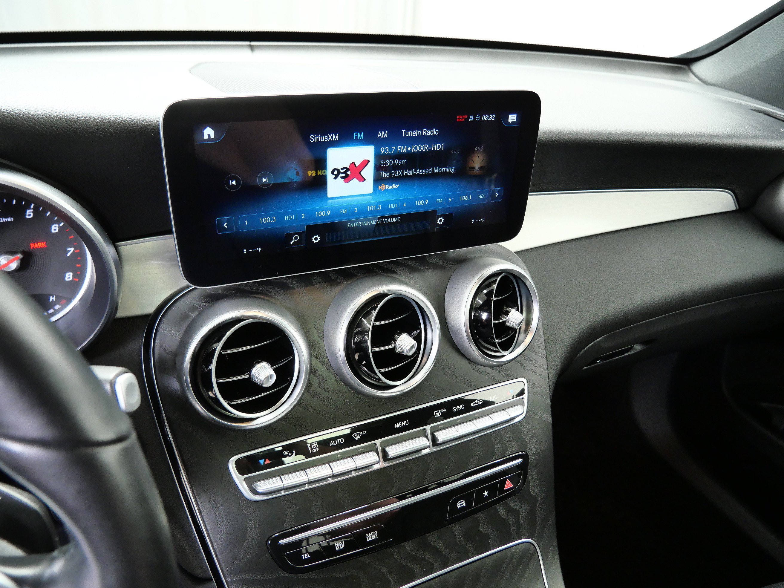 Used 2022 Mercedes-Benz GLC 300 4MATIC image 19