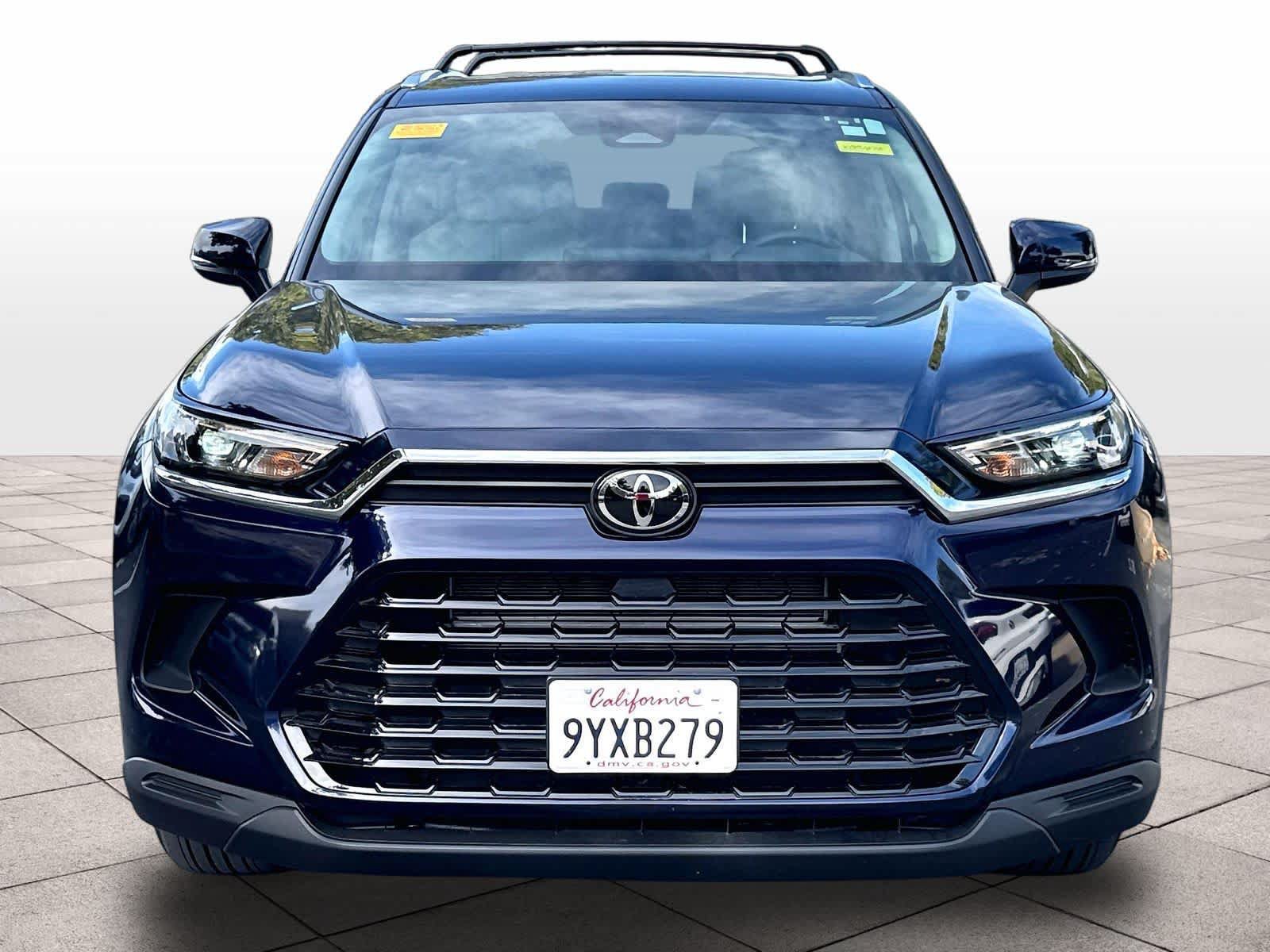Used 2026 Toyota Grand Highlander AWD Hybrid image 2
