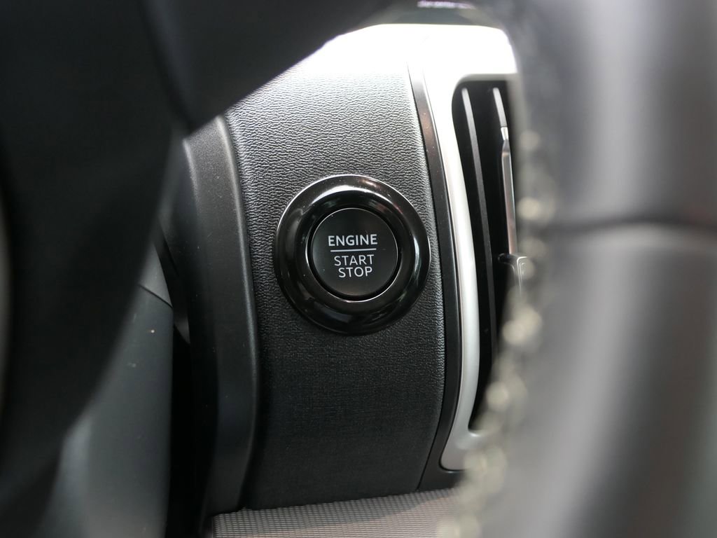 Used 2025 Ford Expedition Max Active AWD/4WD image 17