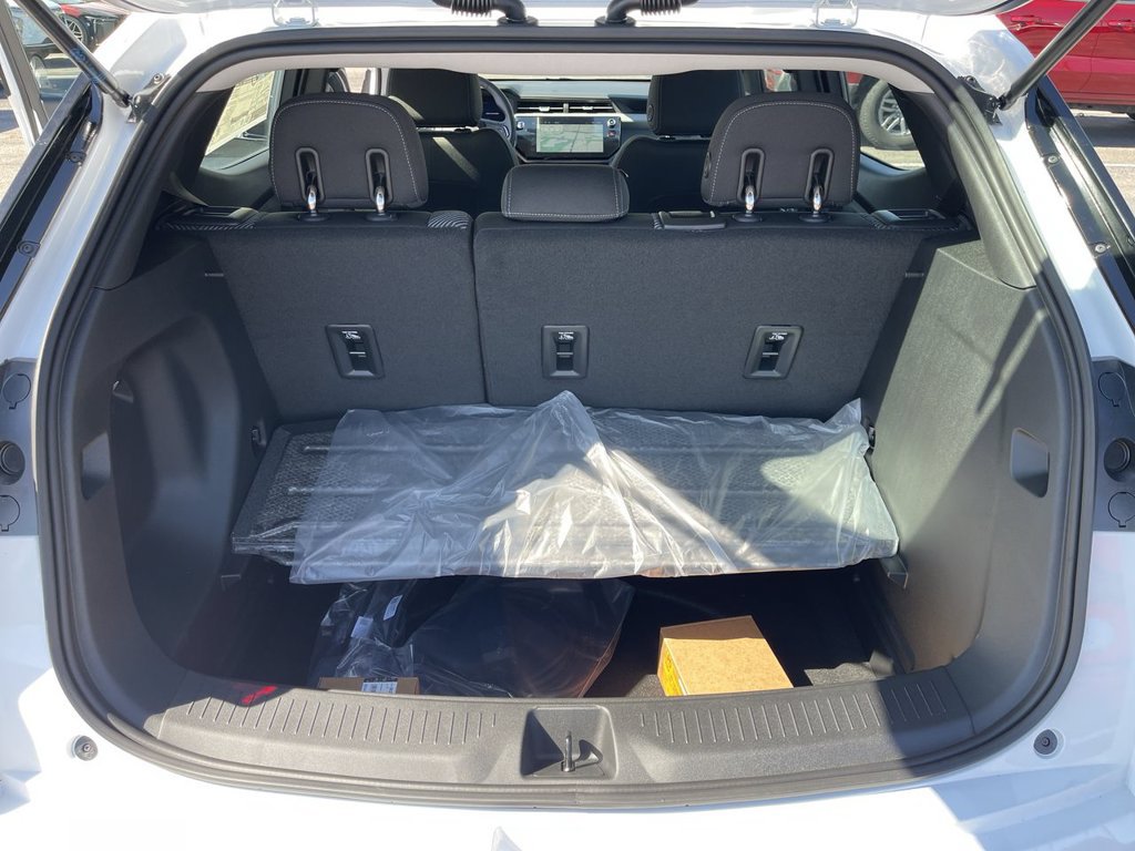 New 2027 Chevrolet Bolt LT FWD image 23