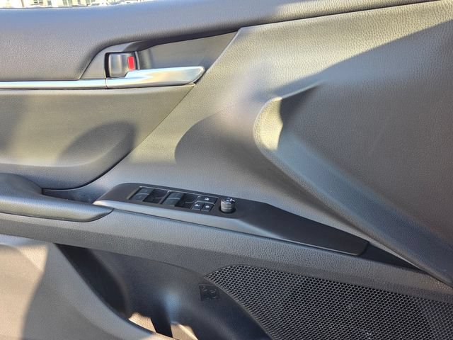 Used 2024 Toyota Camry SE FWD image 28