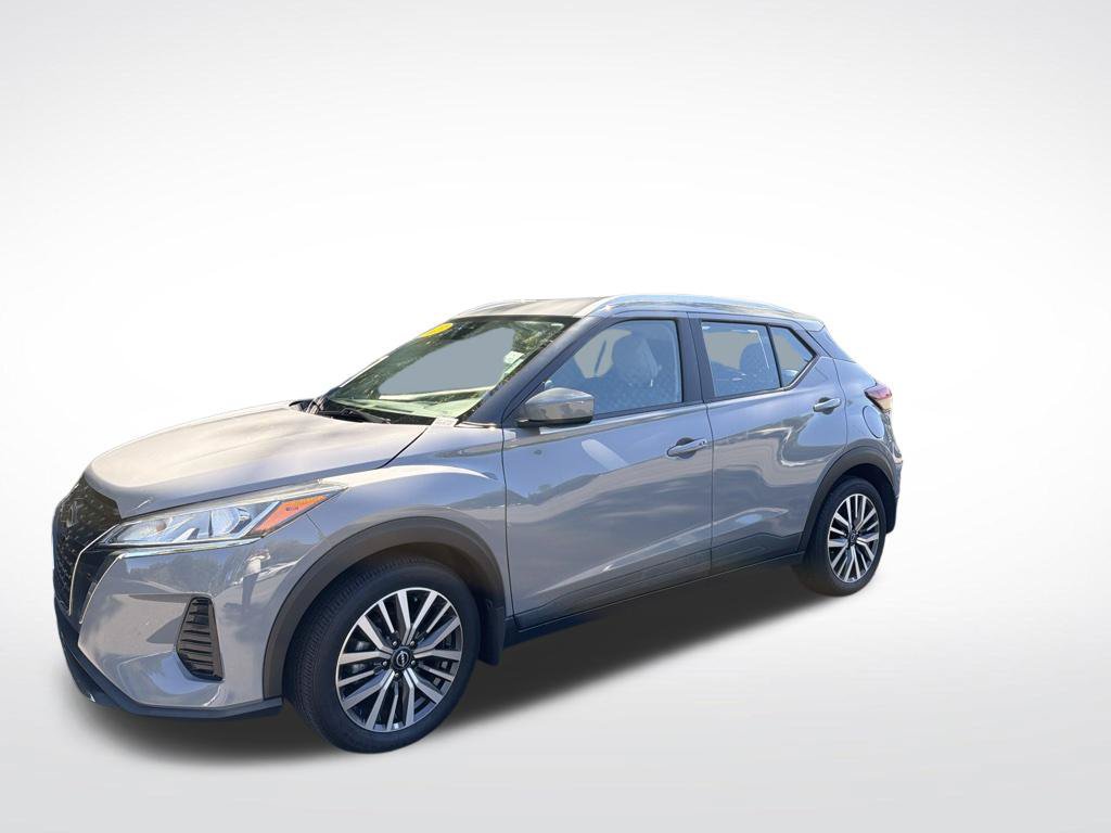 Used 2023 Nissan Kicks SV FWD image 2