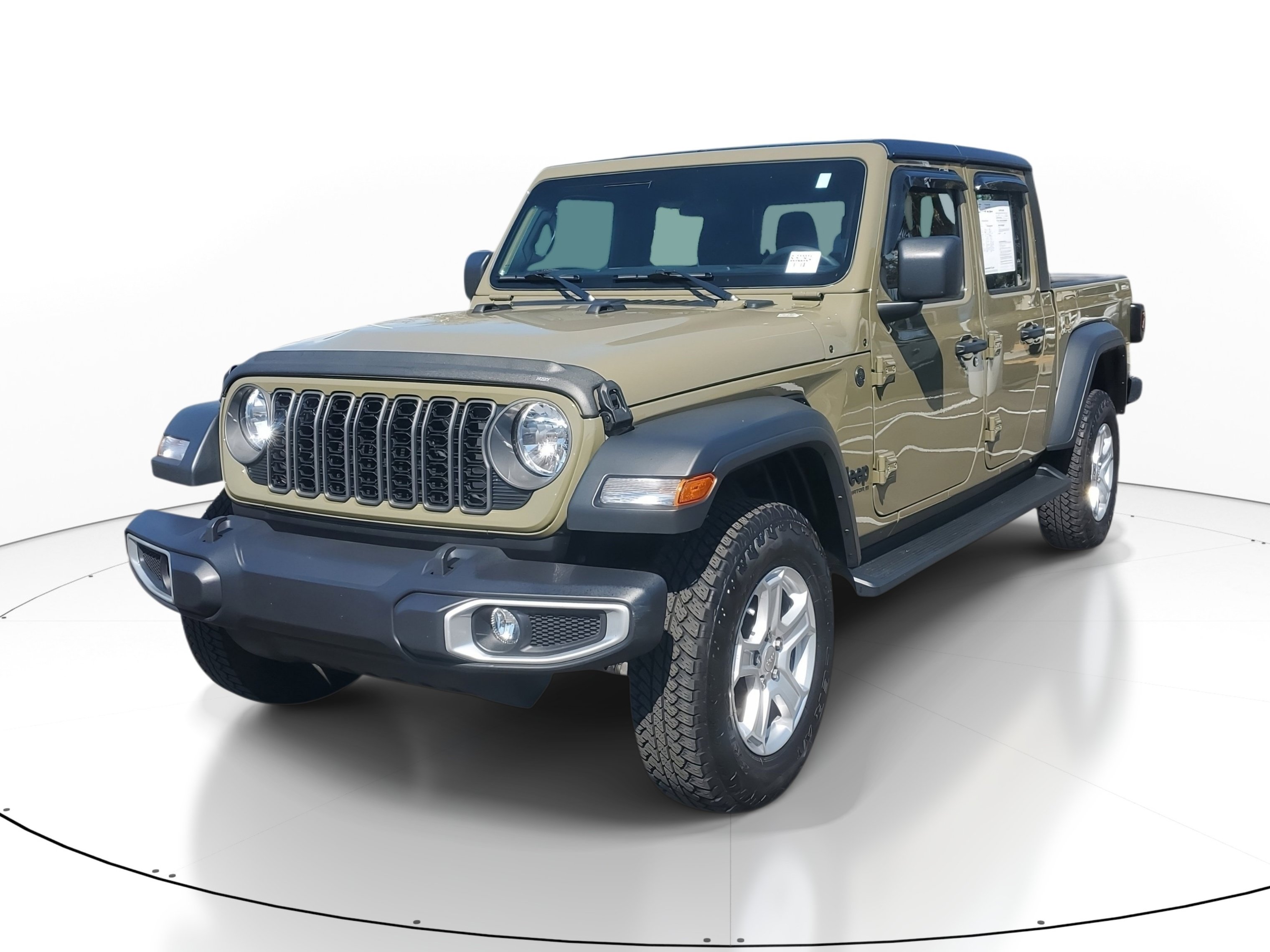 Used 2025 Jeep Gladiator Sport AWD/4WD image 2