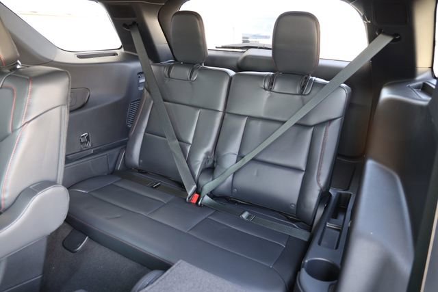 Used 2025 Ford Explorer ST-Line w/ Premium Package image 15