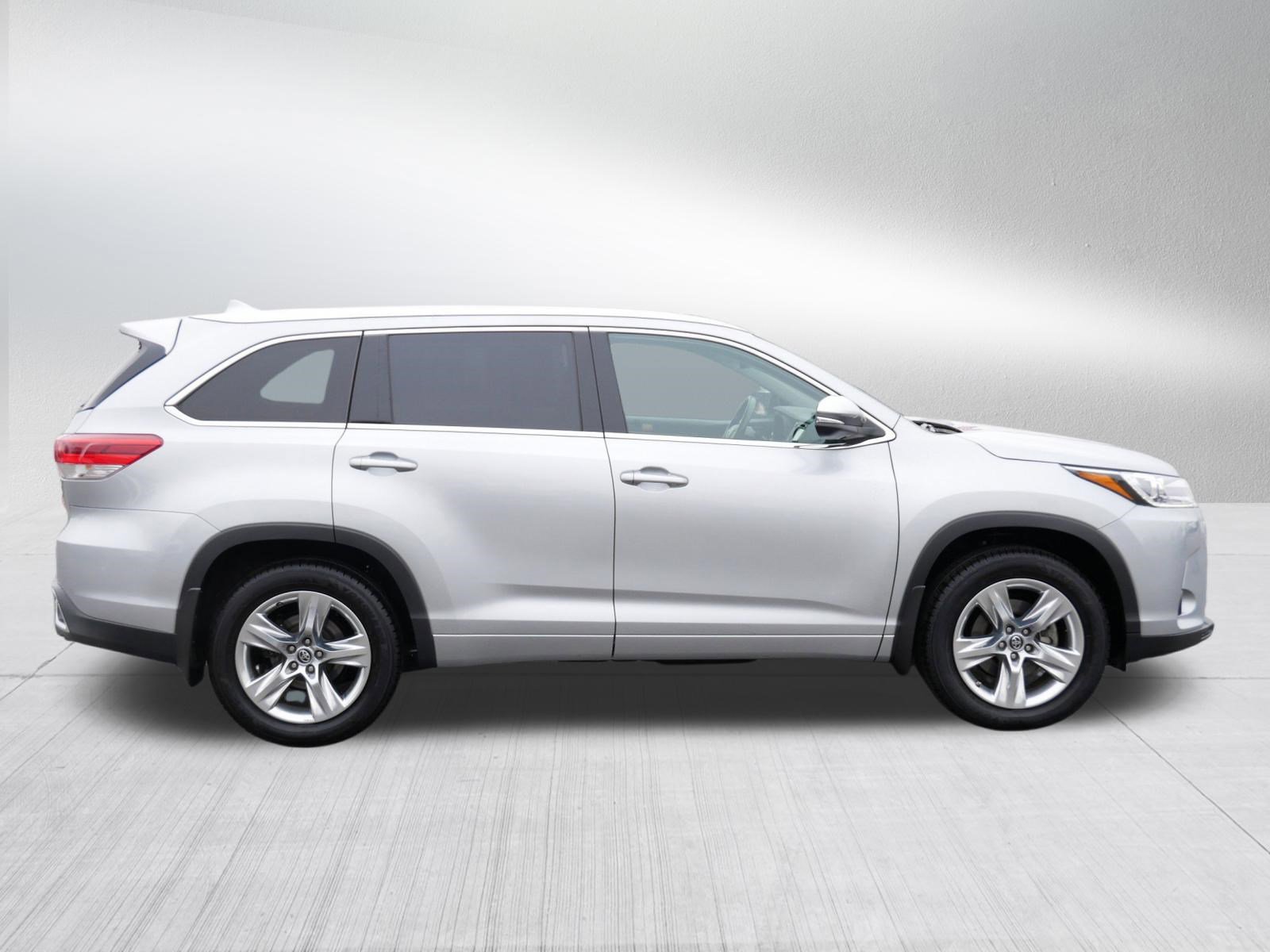 Used 2018 Toyota Highlander Limited image 8