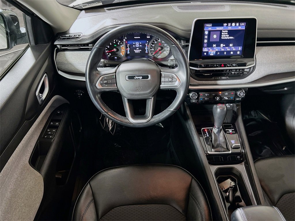 Used 2022 Jeep Compass Latitude w/ Sun and Sound Group image 19