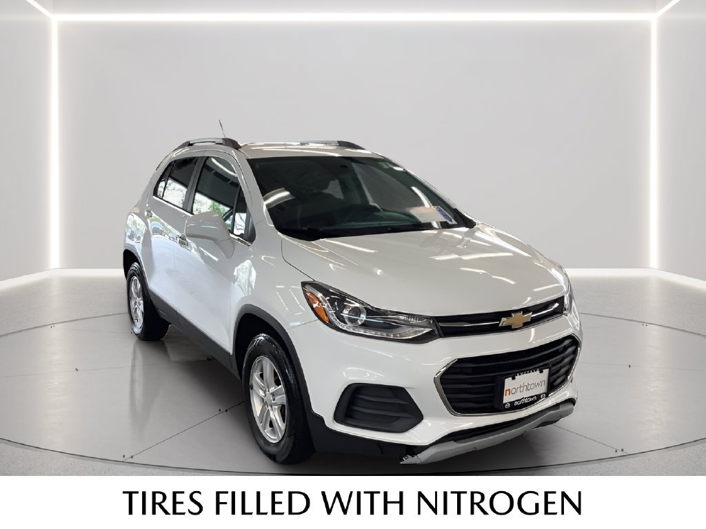 Used 2019 Chevrolet Trax LT w/ LT Convenience Package AWD/4WD image 24