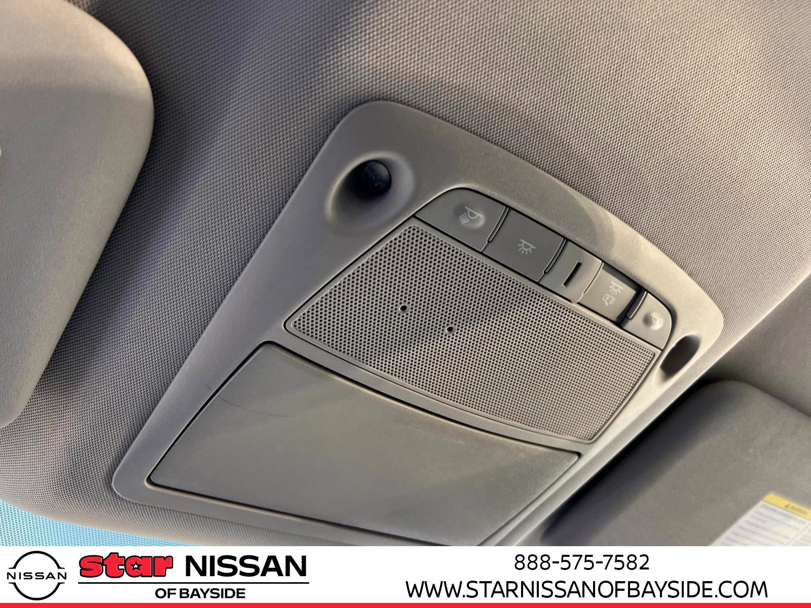 Used 2017 Nissan Rogue Sport SV AWD/4WD image 31