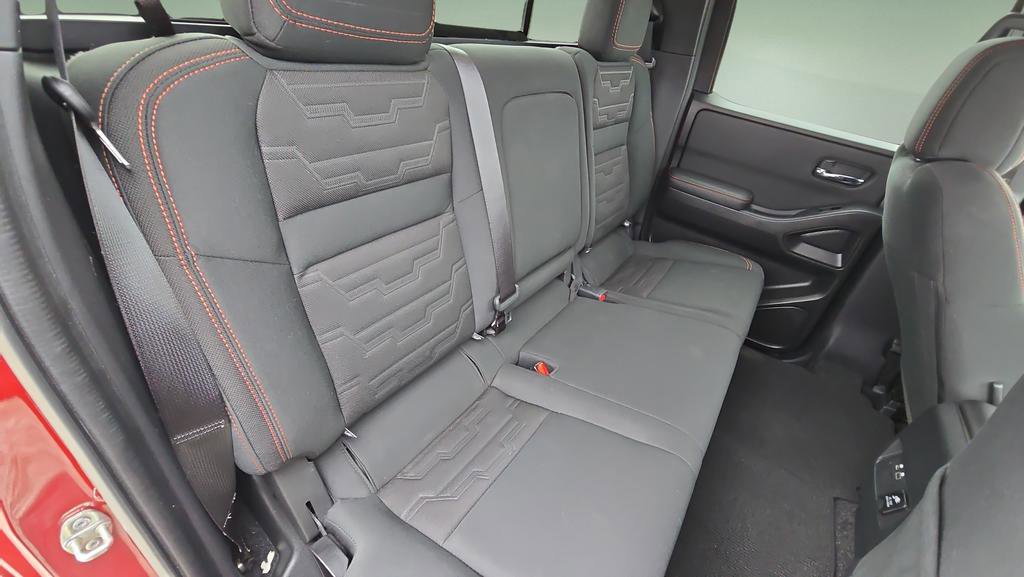Used 2023 Nissan Frontier PRO-4X w/ Pro Convenience Package AWD/4WD image 12