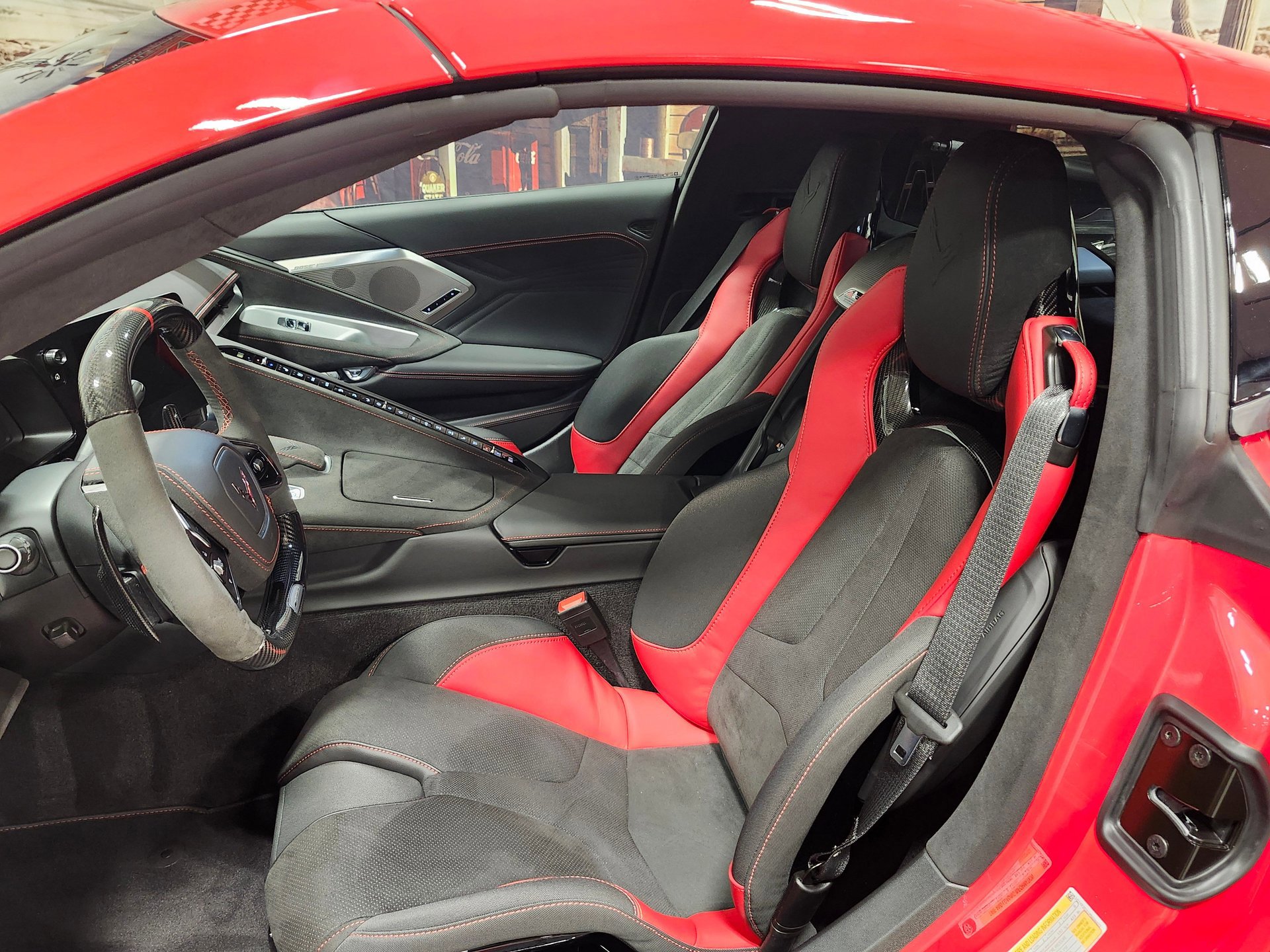 Used 2023 Chevrolet Corvette Z06 w/ Z07 Performance Package image 18