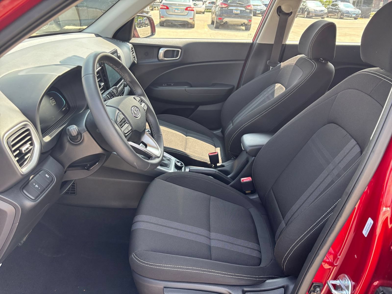Used 2026 Hyundai Venue SEL FWD image 25
