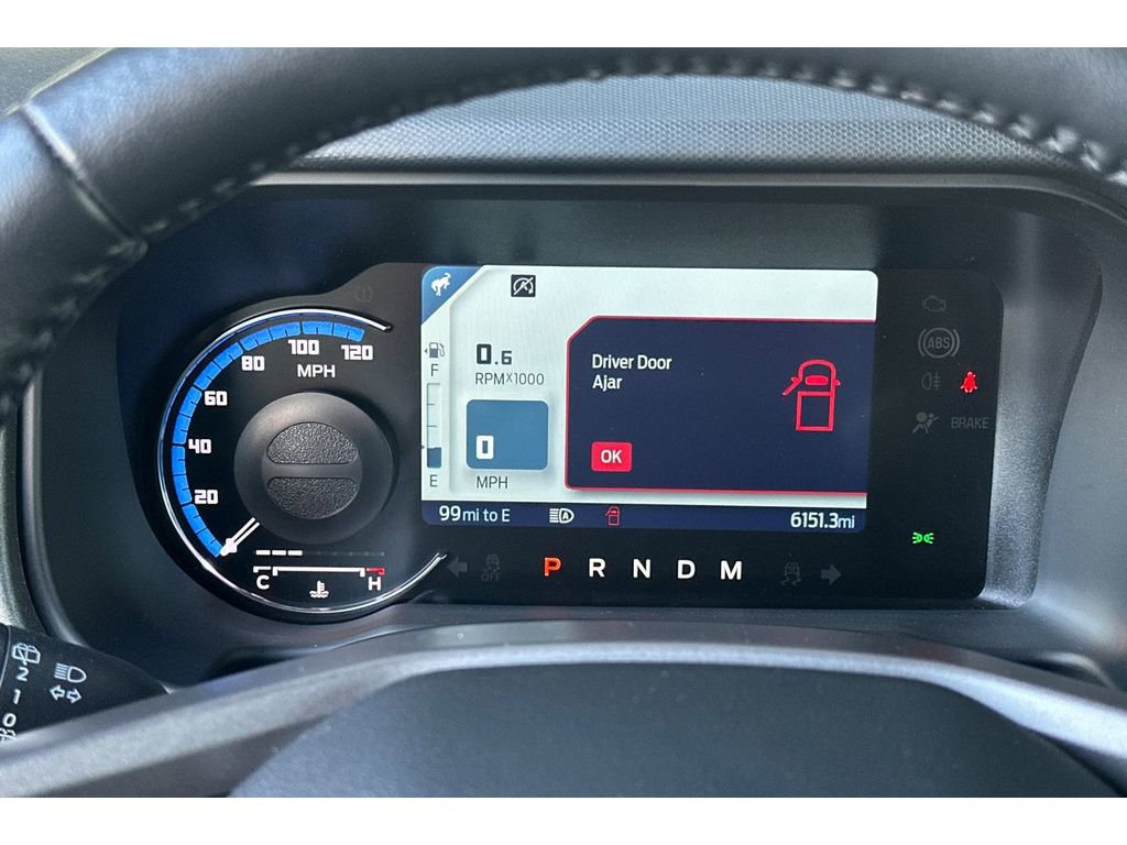 Used 2023 Ford Bronco Badlands image 29