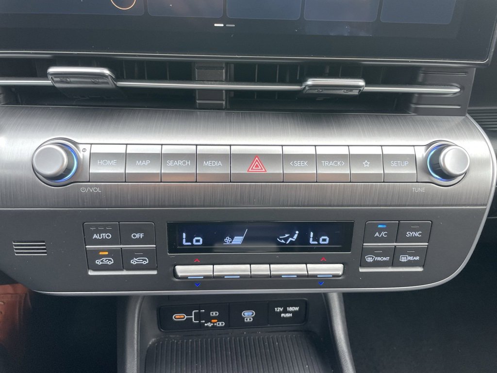 Used 2024 Hyundai Kona SEL image 13