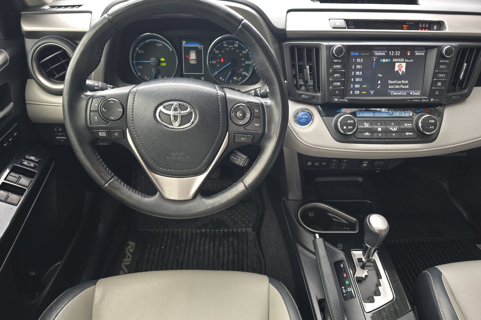 Used 2017 Toyota RAV4 Limited w/ Advanced Technology Package AWD/4WD image 15