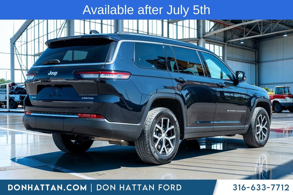 Used 2023 Jeep Grand Cherokee L Limited AWD/4WD image 33