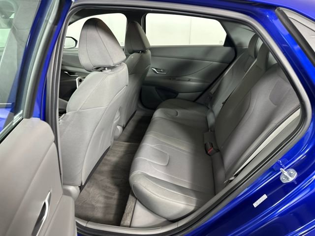 Certified 2023 Hyundai Elantra SE image 25