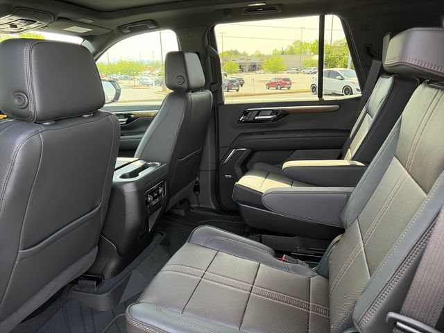 New 2026 Chevrolet Tahoe High Country AWD/4WD image 15