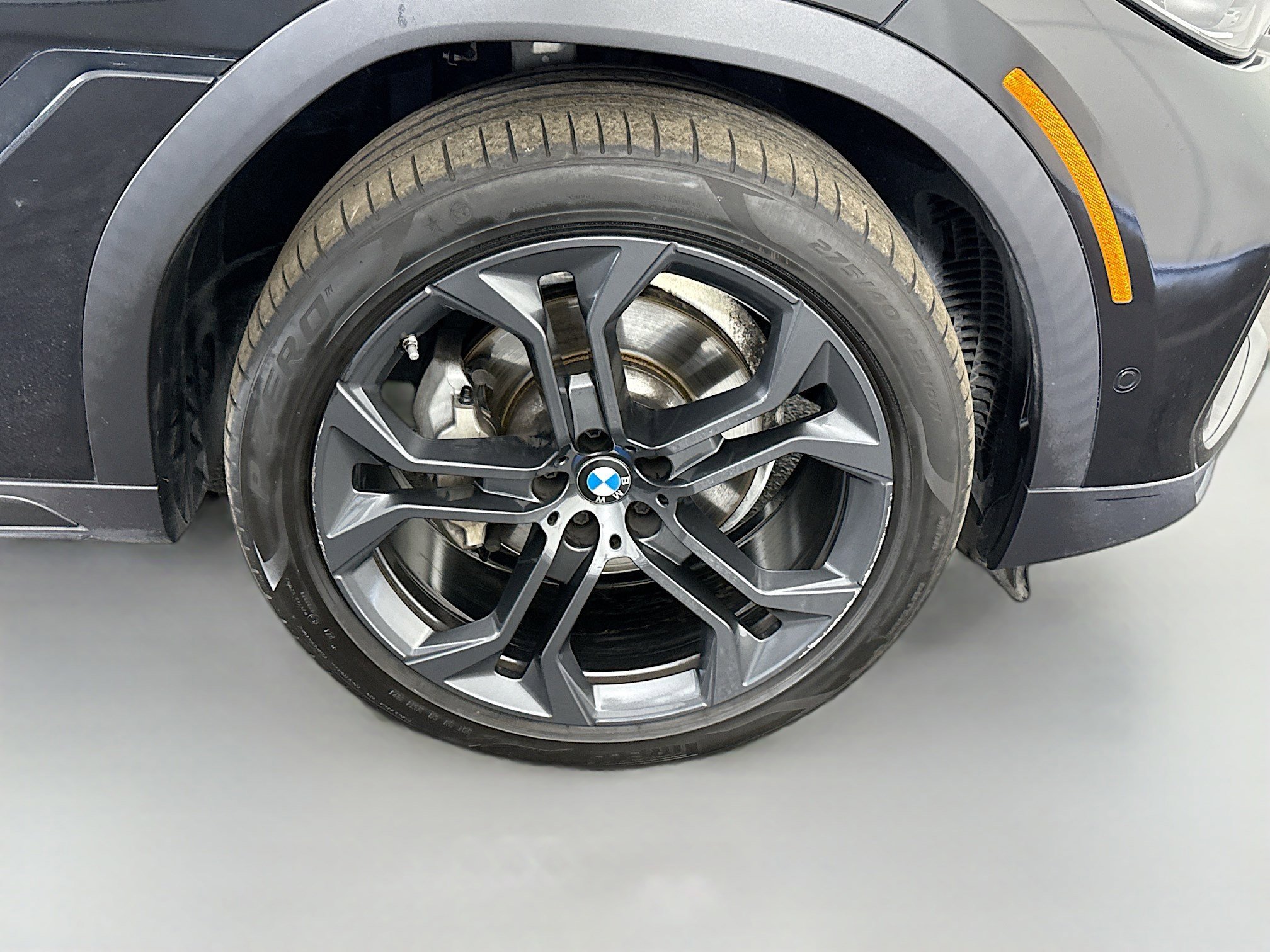 Used 2022 BMW X6 xDrive40i w/ Premium Package image 32