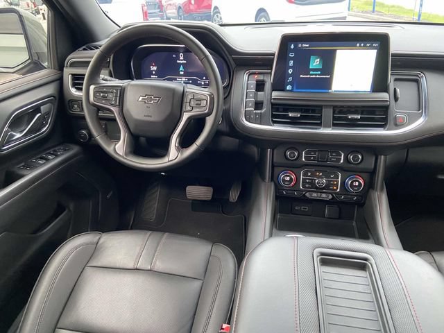 Used 2024 Chevrolet Suburban RST w/ Luxury Package RWD image 15