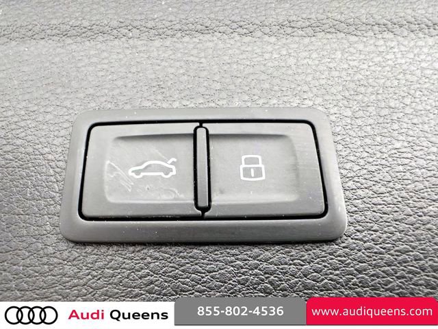 Certified 2022 Audi Q5 2.0T Premium w/ Convenience Package image 11