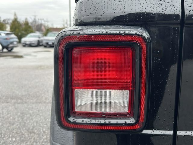 Used 2021 Jeep Wrangler Unlimited Sport image 30