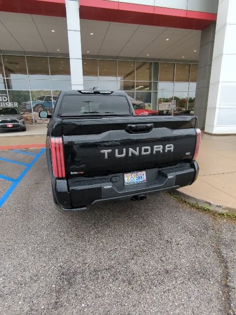 Used 2023 Toyota Tundra Platinum AWD/4WD image 8