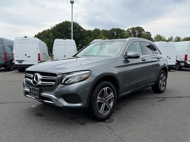 Used 2018 Mercedes-Benz GLC 300 4MATIC image 3
