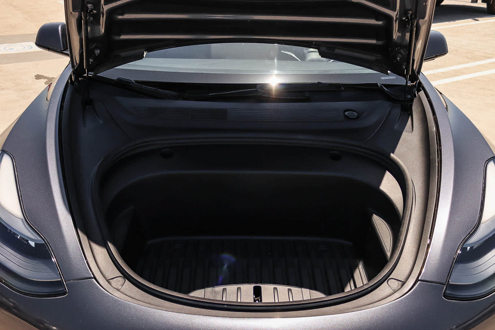 Used 2023 Tesla Model 3 Standard Range RWD image 28