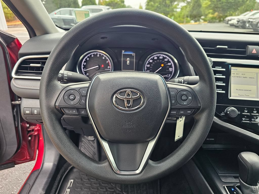 Used 2018 Toyota Camry LE FWD image 24