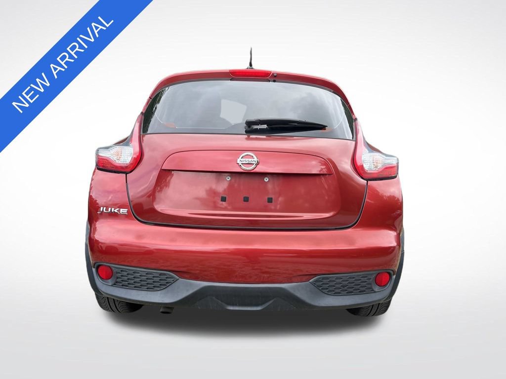 Used 2016 Nissan Juke S FWD image 3