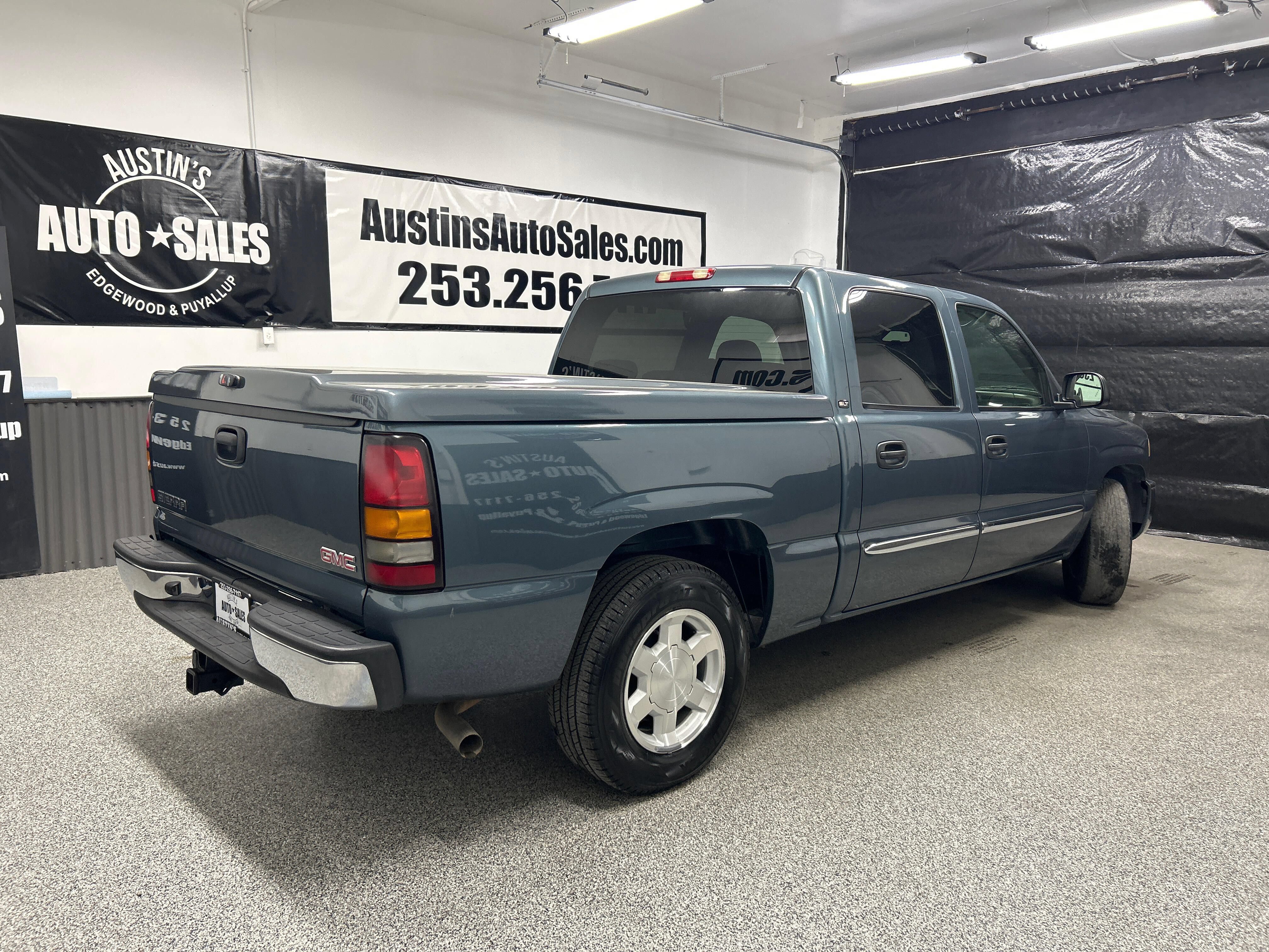 Used 2006 GMC Sierra 1500 SLT w/ Onstar Plus Package RWD image 6
