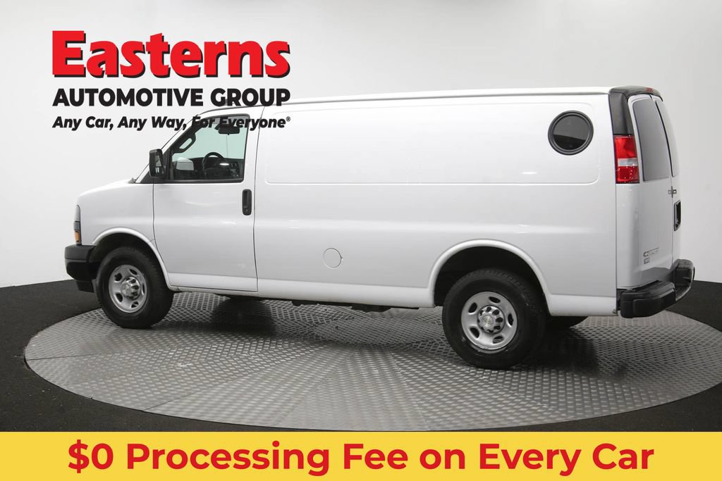 Used 2021 Chevrolet Express 3500 w/ Driver Convenience Package RWD image 58