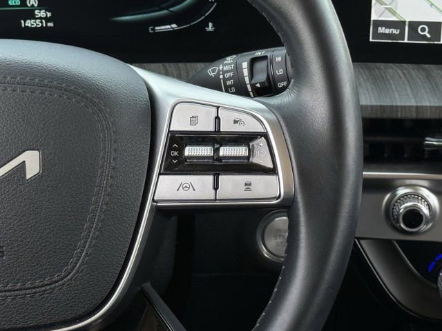 Used 2025 Kia Telluride EX w/ EX Captain's Chair Package FWD image 18