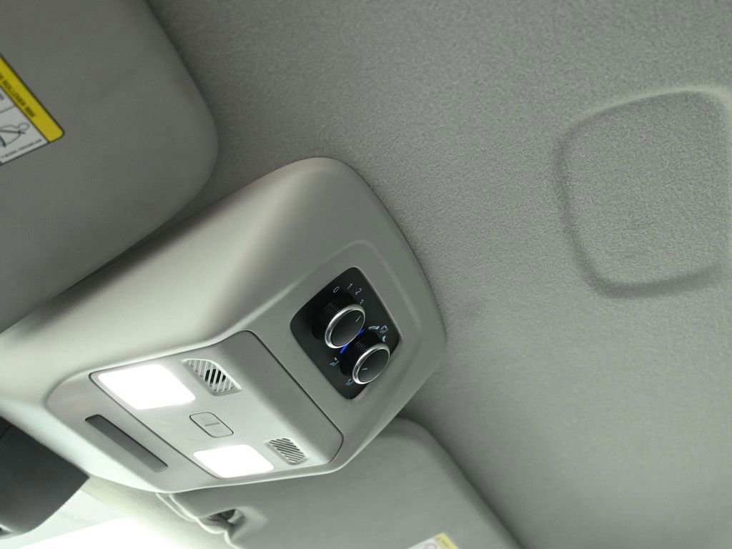 Used 2023 Ford Transit 350 XLT RWD image 16