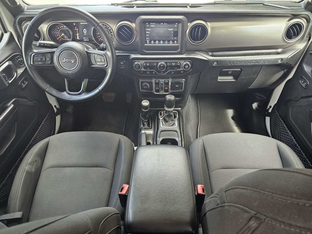Used 2018 Jeep Wrangler Unlimited Sport S AWD/4WD image 14