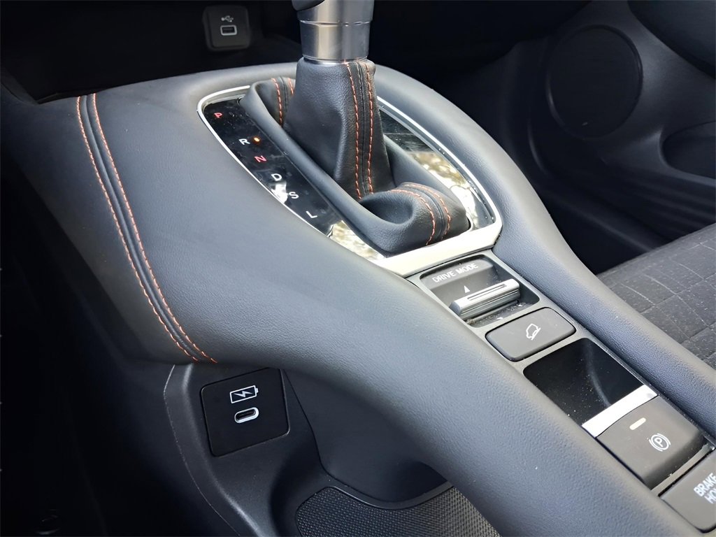 Used 2025 Honda HR-V Sport image 16