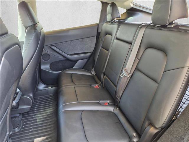 Used 2023 Tesla Model Y Long Range AWD/4WD image 19