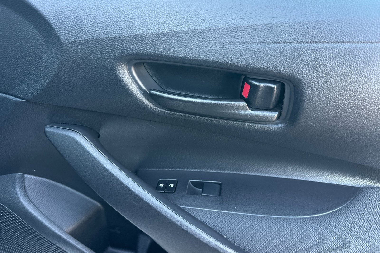 Used 2025 Toyota Corolla LE image 20