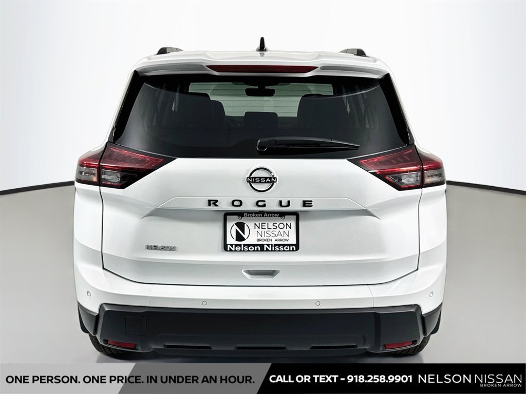 New 2026 Nissan Rogue Dark Armor FWD image 6