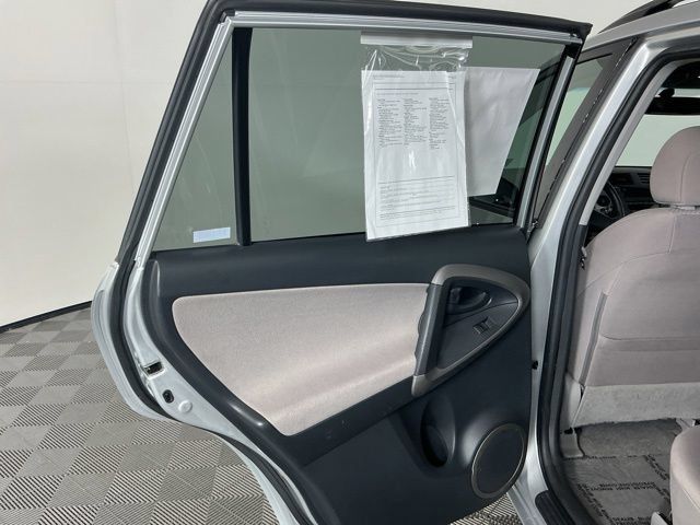 Used 2006 Toyota RAV4 4WD image 22