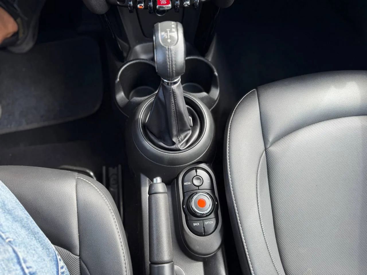 Used 2019 MINI Cooper 2-Door Hardtop FWD image 41