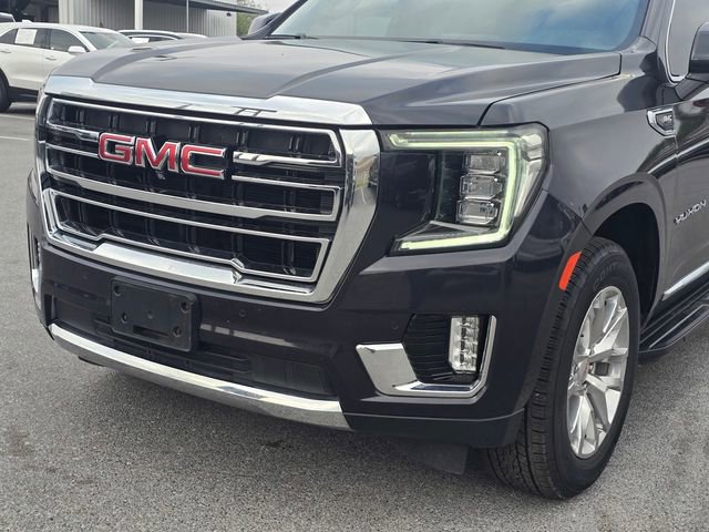 Used 2023 GMC Yukon XL SLT w/ SLT Premium Package image 10