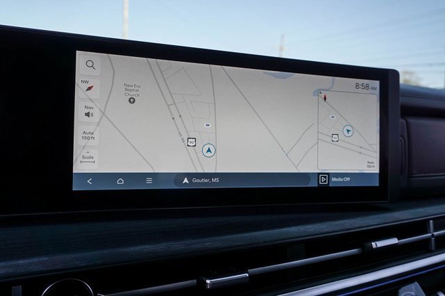 Used 2025 Hyundai Santa Fe Limited image 24