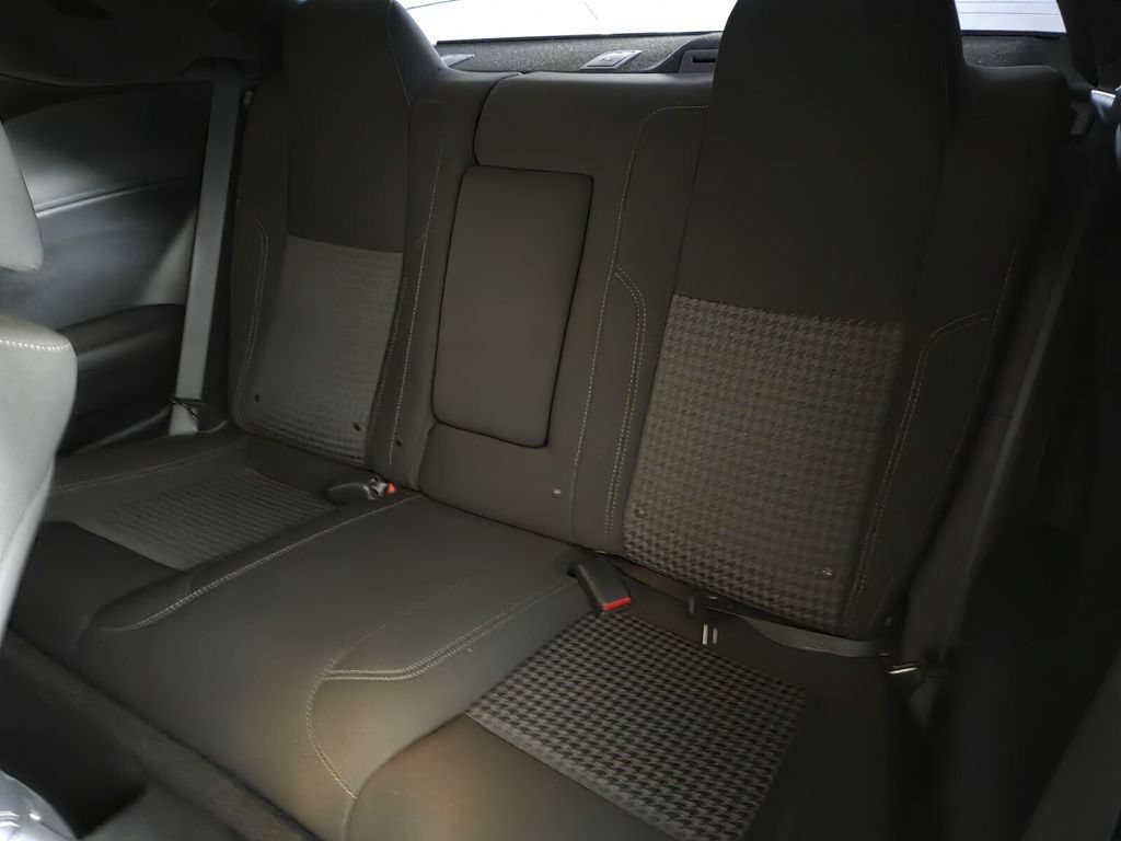 Used 2021 Dodge Challenger SXT RWD image 10