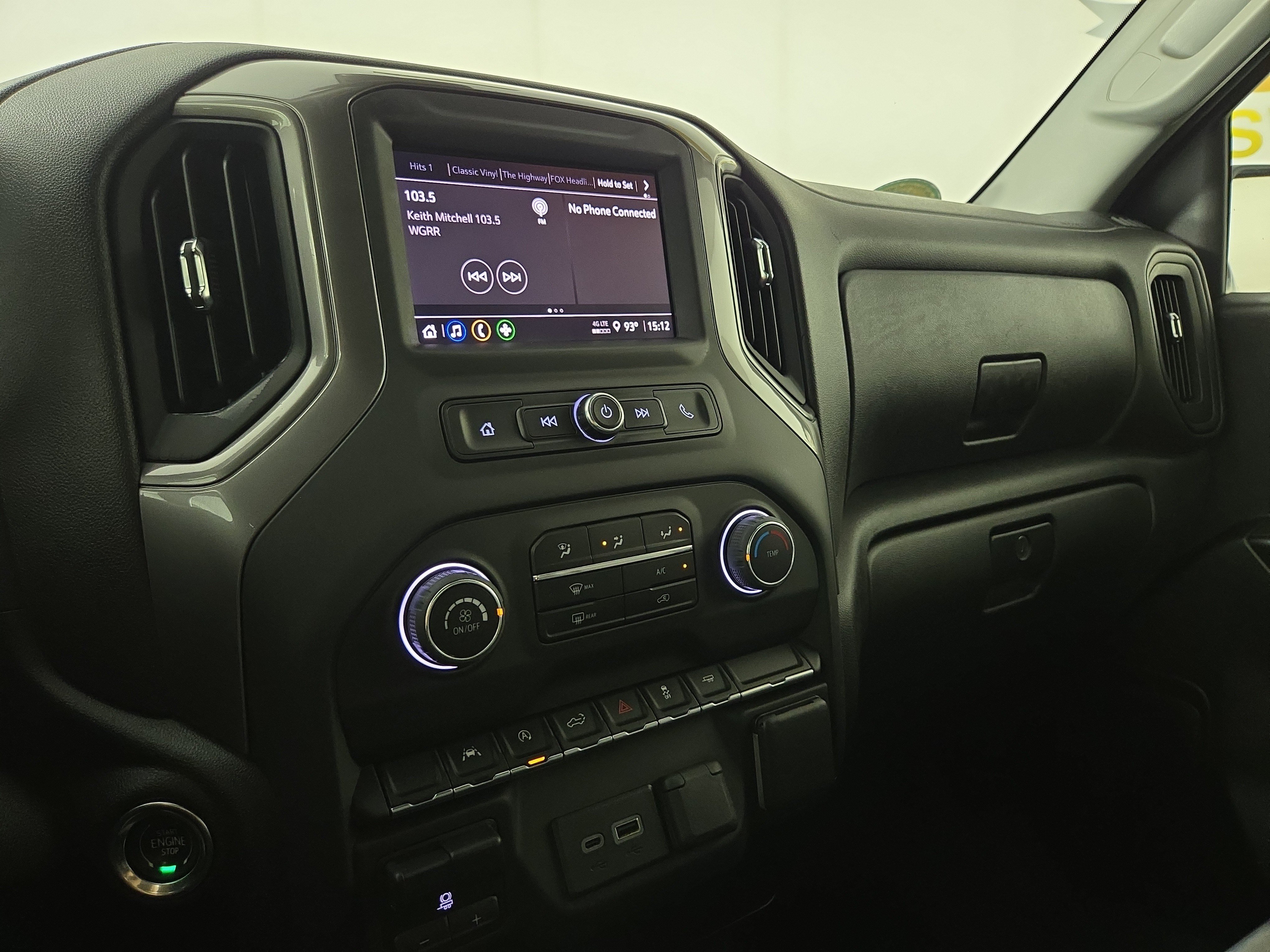 Certified 2023 Chevrolet Silverado 1500 Custom RWD image 22