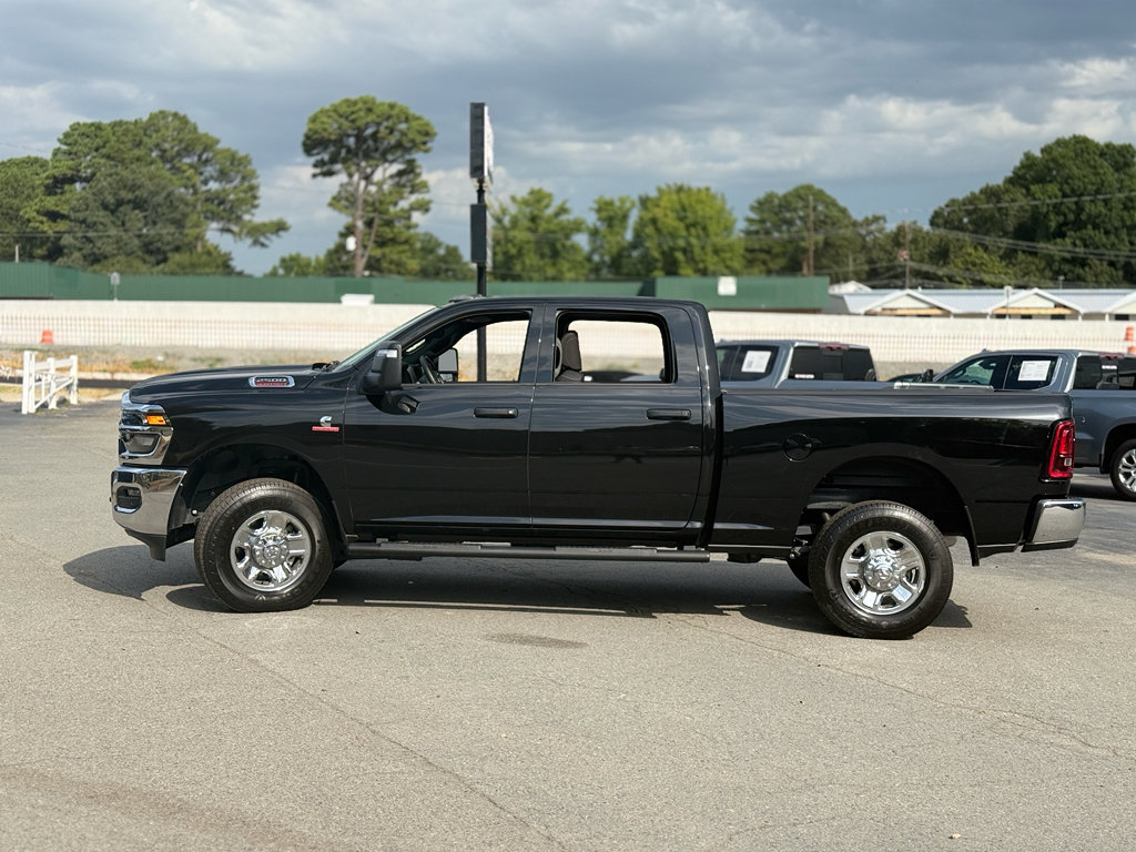 Used 2025 RAM 2500 Tradesman AWD/4WD image 4