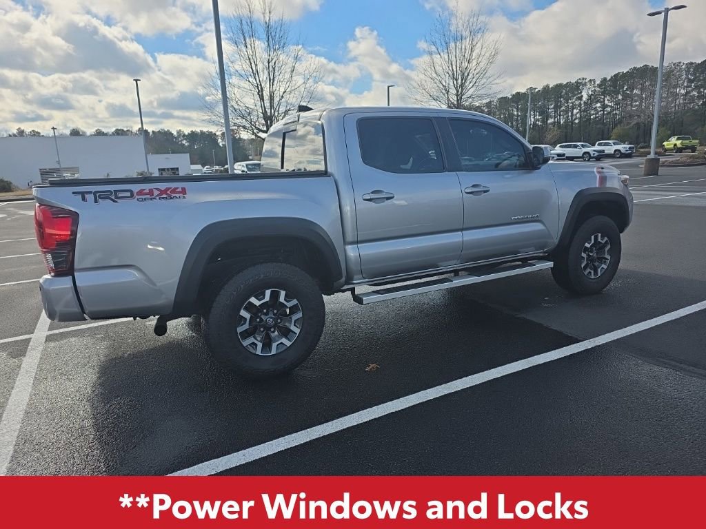 Used 2019 Toyota Tacoma TRD Off-Road w/ Technology Package image 11