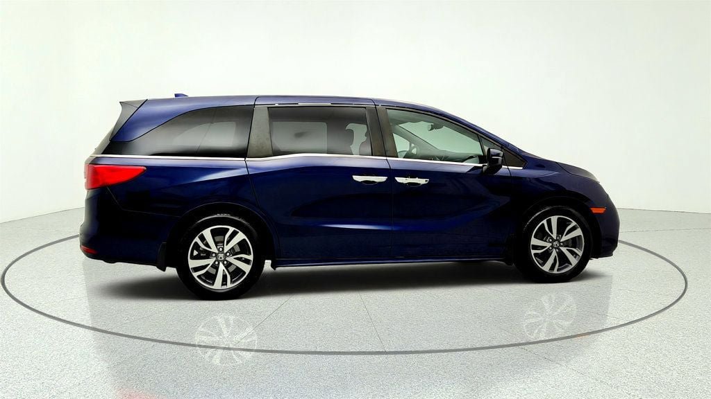 Used 2022 Honda Odyssey Touring image 4