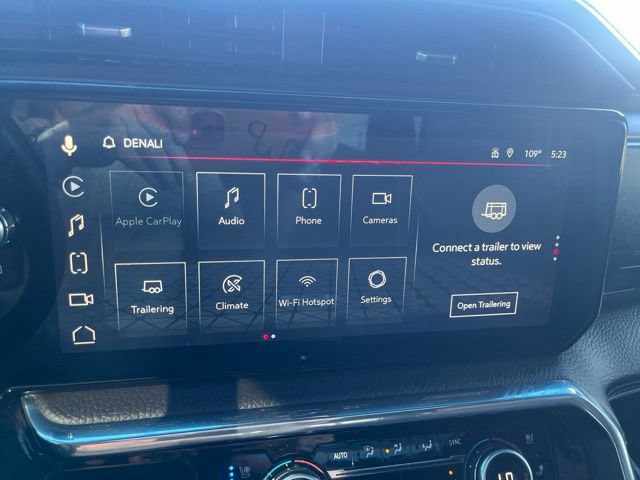 Used 2025 GMC Sierra 2500 Denali w/ Denali Reserve Package AWD/4WD image 19