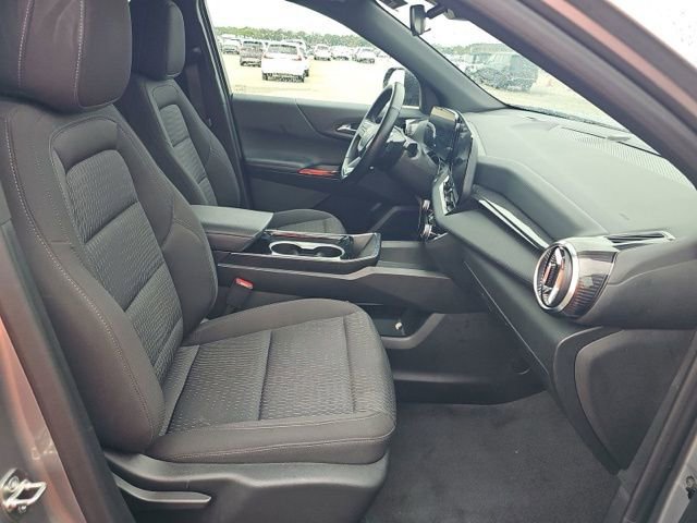Used 2025 Chevrolet Equinox LT AWD/4WD image 19